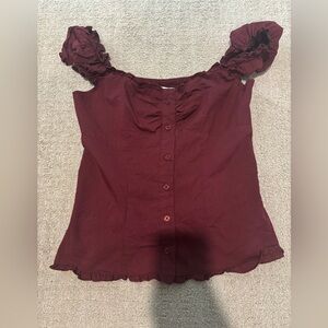 Hollister Burgundy Shrirt small